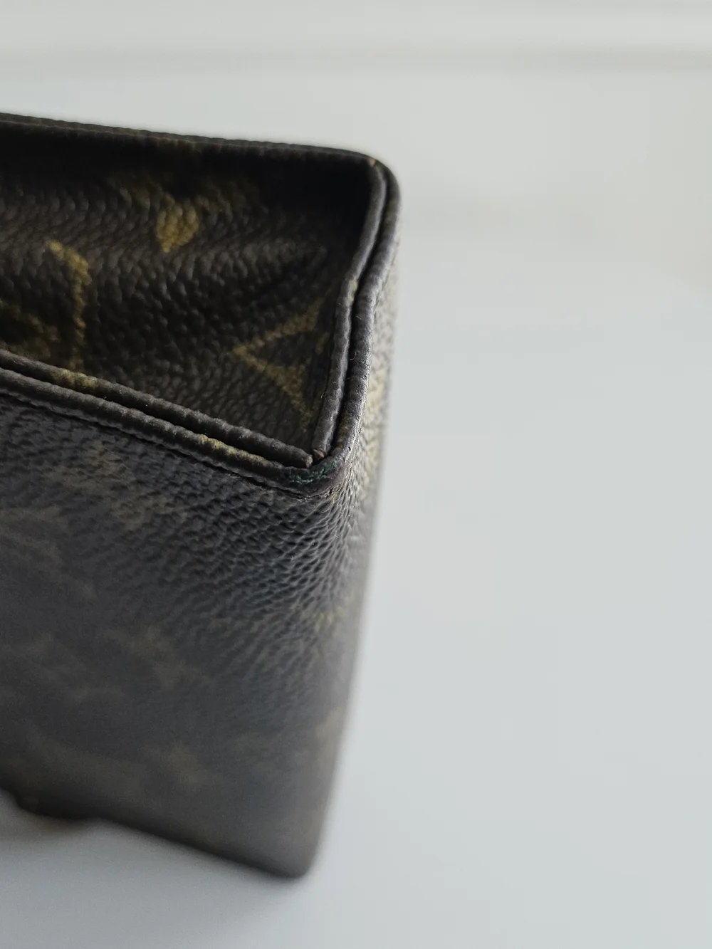 Louis Vuitton Monogram Poche Toilette 15 Cosmetic Pouch
